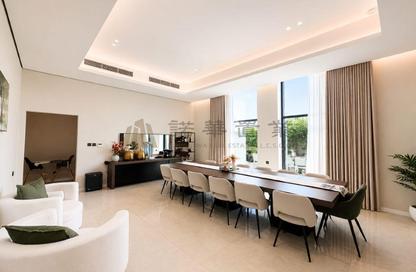 Villa - 4 Bedrooms - 7 Bathrooms for rent in Al Aweer 1 - Al Aweer - Dubai