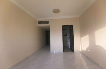 Apartment - 1 - 2 for rent in Fire Station Road - Muwaileh - Sharjah Apartment - 1 - 2 for rent in Fire Station Road - Muwaileh - Sharjah