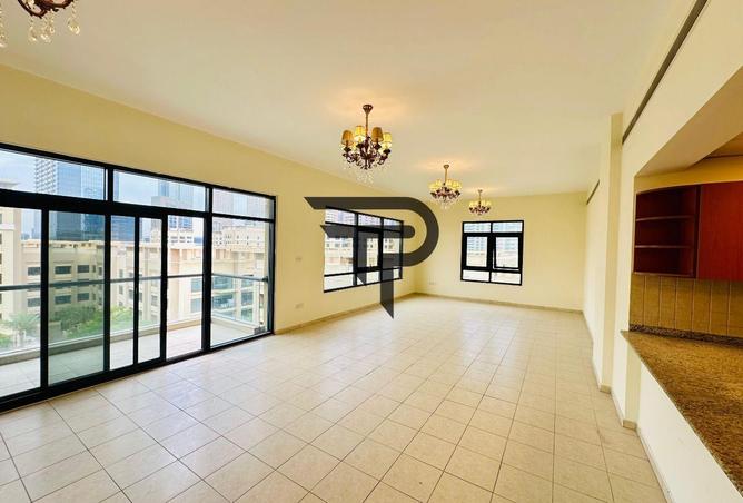 78994155 - Property Image 2