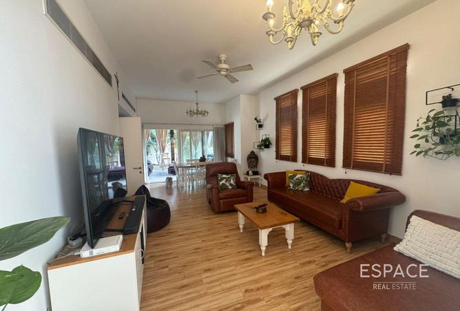 73871890 - Property Image 3