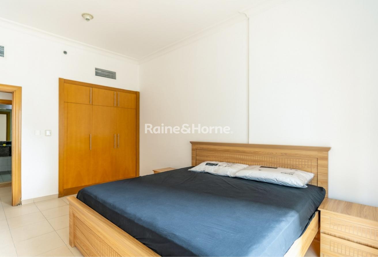 Furnished 1-BR | Canal and City Views I Vacant photo 9