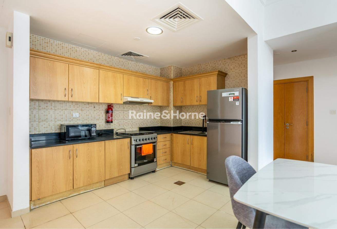Furnished 1-BR | Canal and City Views I Vacant photo 7