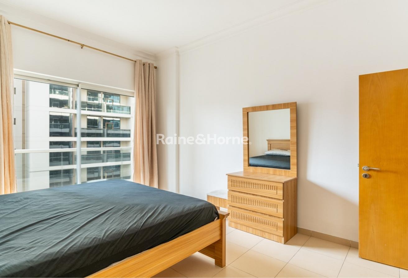 Furnished 1-BR | Canal and City Views I Vacant photo 10