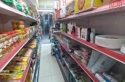 Shop - Studio - 1 for rent in Al Karama Sqaure - Al Karama - Bur Dubai - Dubai