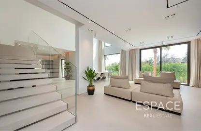 Villa - 4 Bedrooms - 4 Bathrooms for rent in Cluster 25 - Jumeirah Islands - Dubai