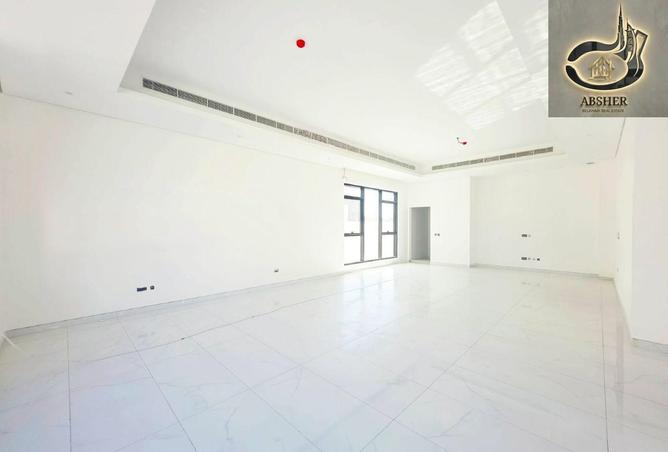 74252276 - Property Image 2