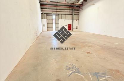 Warehouse - Studio - 1 Bathroom for rent in Umm Dir - Umm Al Quwain