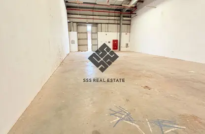مستودع - استوديو - 1 حمام للايجار في أم درع - أم القيوين