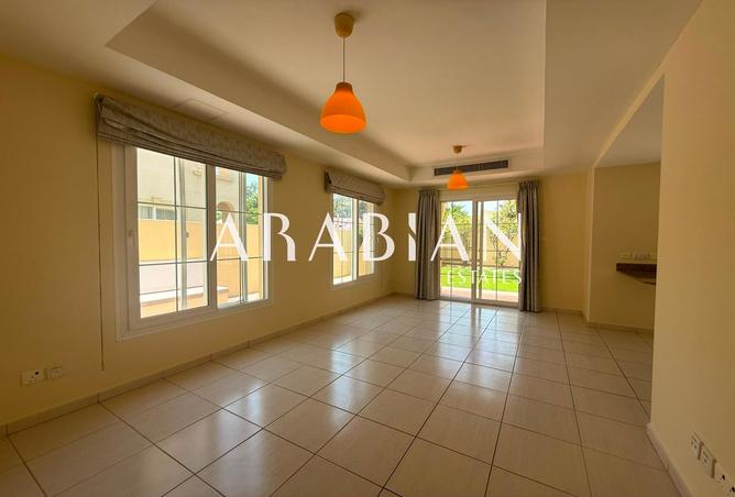 103677920 - Property Image 2
