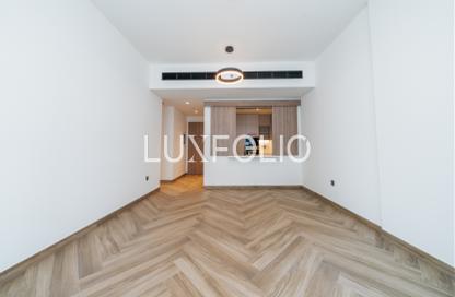 شقة - 2 - 3 للبيع في 399 هيلز بارك ب - 399 Hills Park - دبي هيلز استيت - دبي