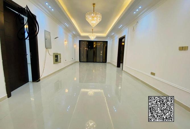 56158381 - Property Image 2