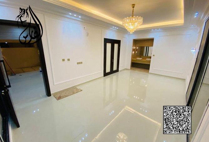 56158381 - Property Image 3