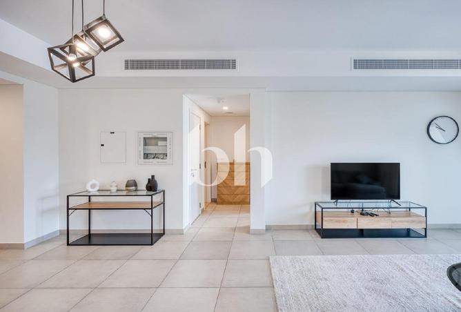 83225426 - Property Image 2