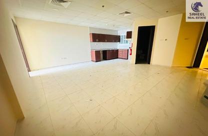 Apartment - 1 Bedroom - 1 Bathroom for rent in RAK Tower - Al Seer - Ras Al Khaimah