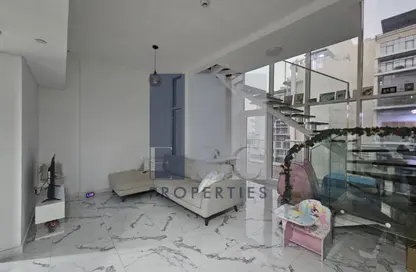 Apartment - 2 Bedrooms - 3 Bathrooms for rent in Oasis 2 - Oasis Residences - Masdar City - Abu Dhabi