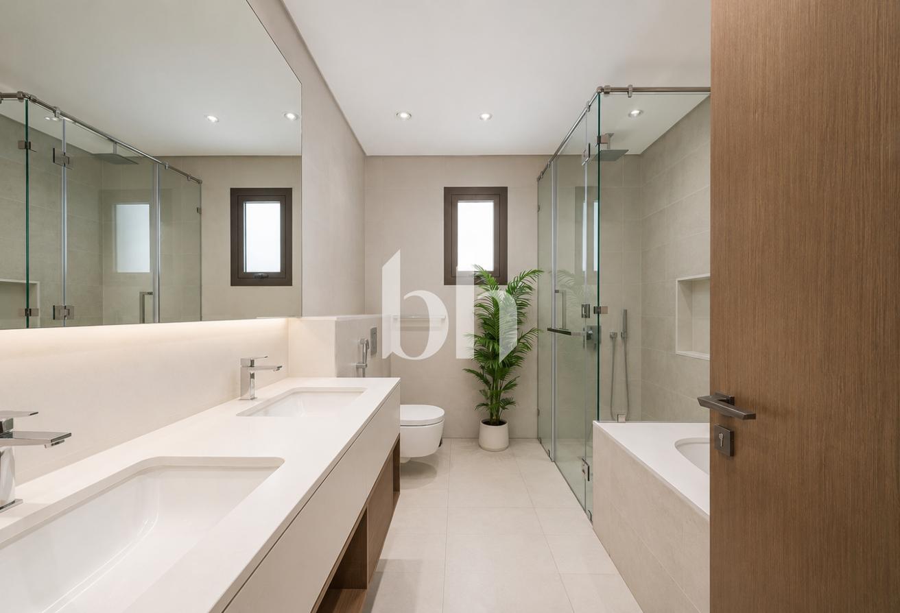 Serene living | Fully upgraded | Turnkey photo 22