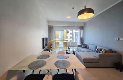 Apartment - 1 - 2 for rent in Damac Heights - Dubai Marina - Dubai