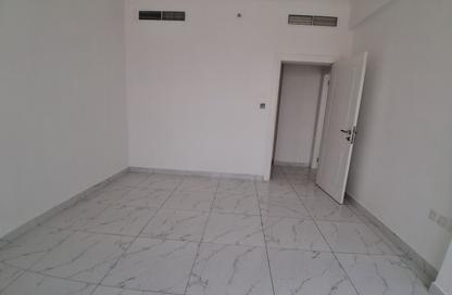 Apartment - 2 - 3 for rent in Fire Station Road - Muwaileh - Sharjah