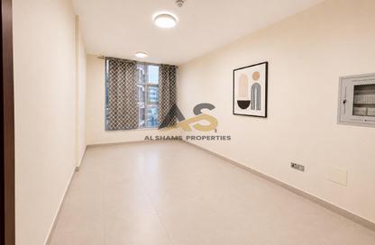 Apartment - Studio - 1 for rent in Al Souk Al Kabeer - Bur Dubai - Dubai