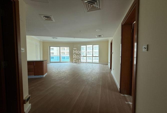 77796984 - Property Image 3