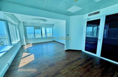 Office Space - Studio for rent in Sheikh Zayed Road - Dubai