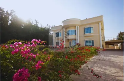 فيلا - 5 غرف نوم - 5 حمامات للايجار في أم الشيف - دبي
