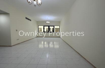 Apartment - 3 Bedrooms - 3 Bathrooms for rent in Wahat Al Nakheel - Al Mankhool - Bur Dubai - Dubai