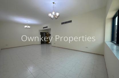 Apartment - 3 Bedrooms - 3 Bathrooms for rent in Wahat Al Nakheel - Al Mankhool - Bur Dubai - Dubai
