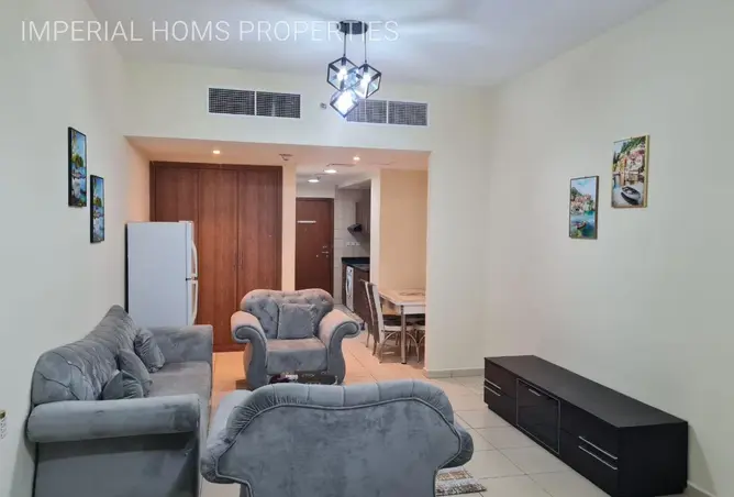 100842176 - Property Image 2