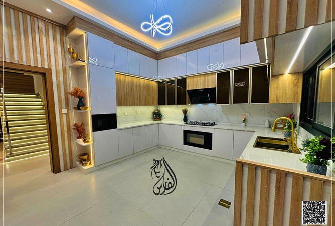 104246028 - Property Image 3