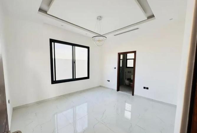 136102999 - Property Image 2