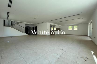 Villa - 4 Bedrooms - 5 Bathrooms for rent in District 4 - Jumeirah Park - Dubai