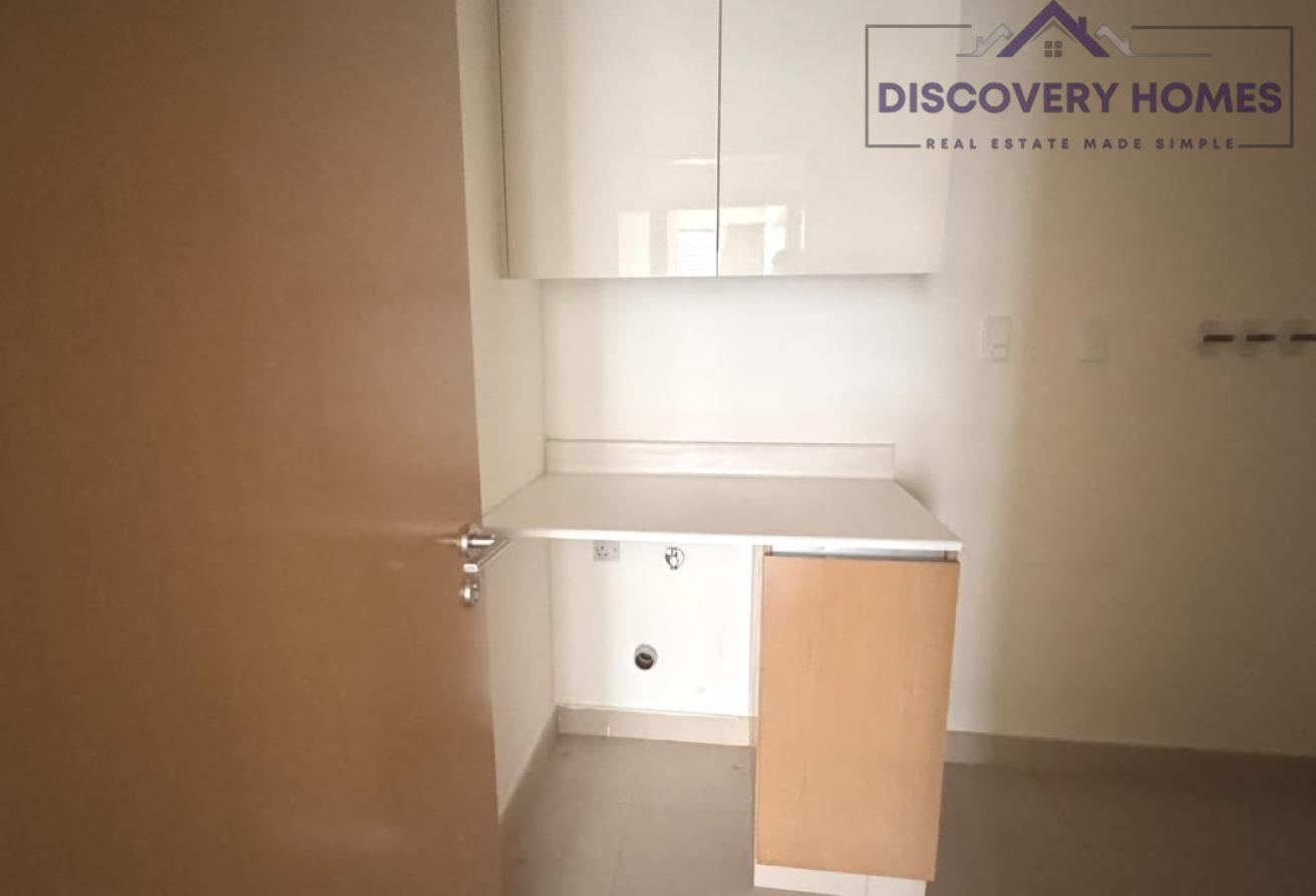 Vacant Unit | Park View | Private Balcony photo 26
