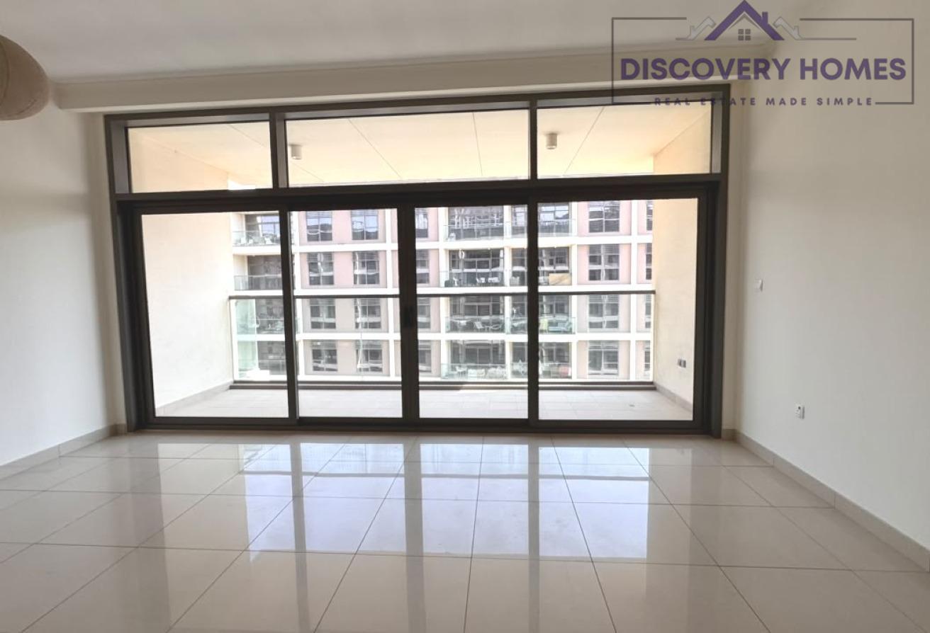 Vacant Unit | Park View | Private Balcony photo 4