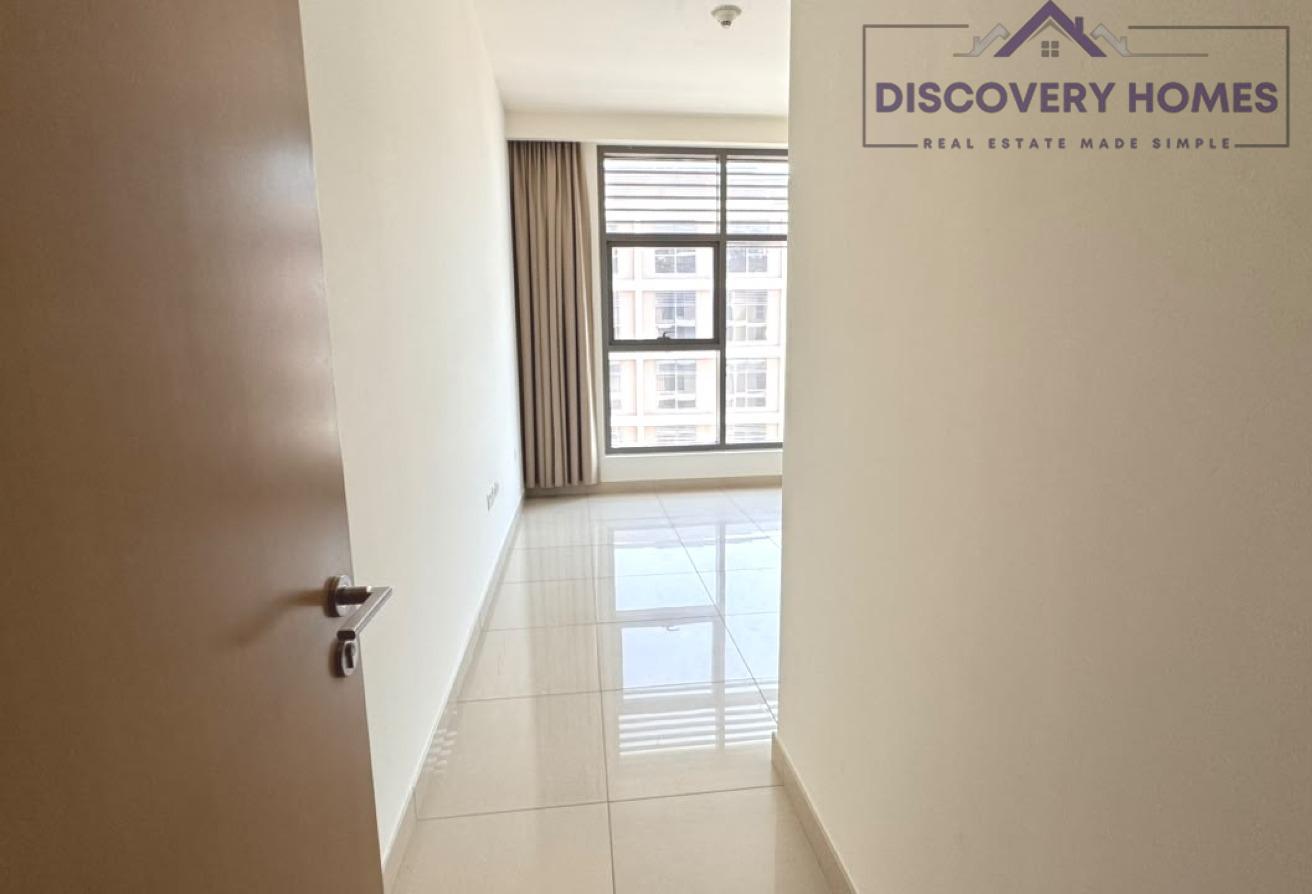 Vacant Unit | Park View | Private Balcony photo 5