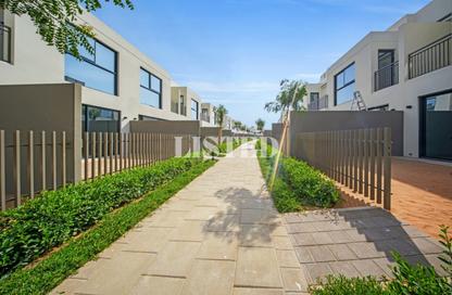 Townhouse - 2 Bedrooms - 4 Bathrooms for sale in Falcon Island North - Falcon Island - Al Hamra Village - Ras Al Khaimah