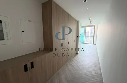 Apartment - 1 Bedroom - 2 Bathrooms for rent in Peninsula Three - Peninsula - Business Bay - Dubai
