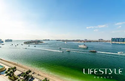 Apartment - 3 Bedrooms - 3 Bathrooms for sale in Grand Bleu Tower 1 - EMAAR Beachfront - Dubai Harbour - Dubai