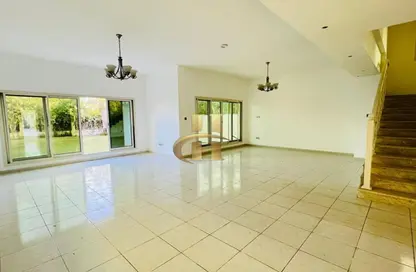فيلا - 4 غرف نوم - 5 حمامات للايجار في فلل سيركل - قرية جميرا الدائرية - دبي