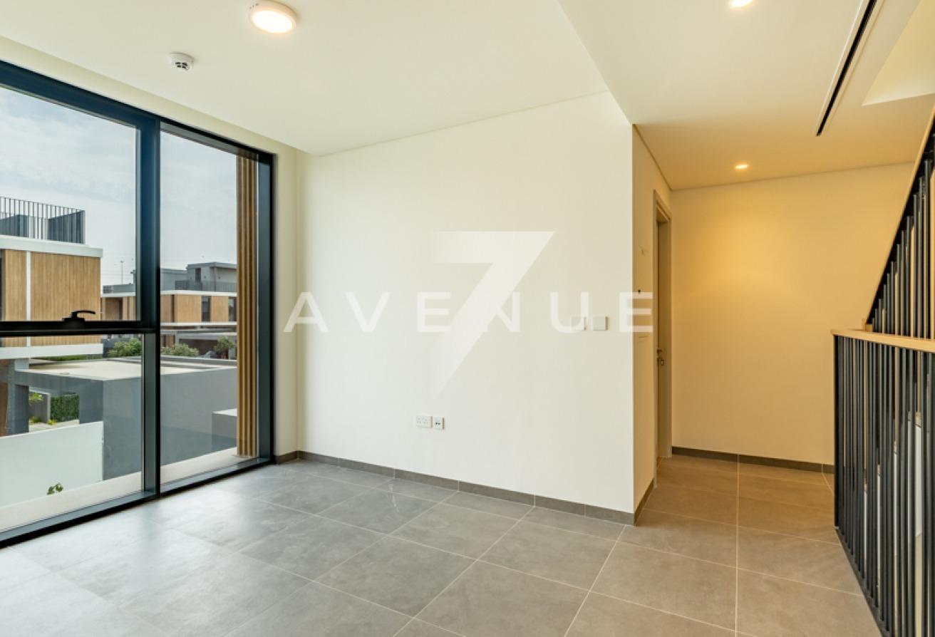 Landscaped | Moonstone I Internal Unit photo 22