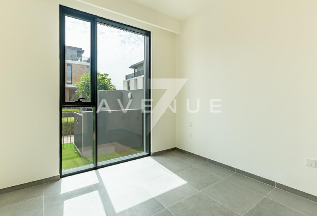 Landscaped | Moonstone I Internal Unit photo 8