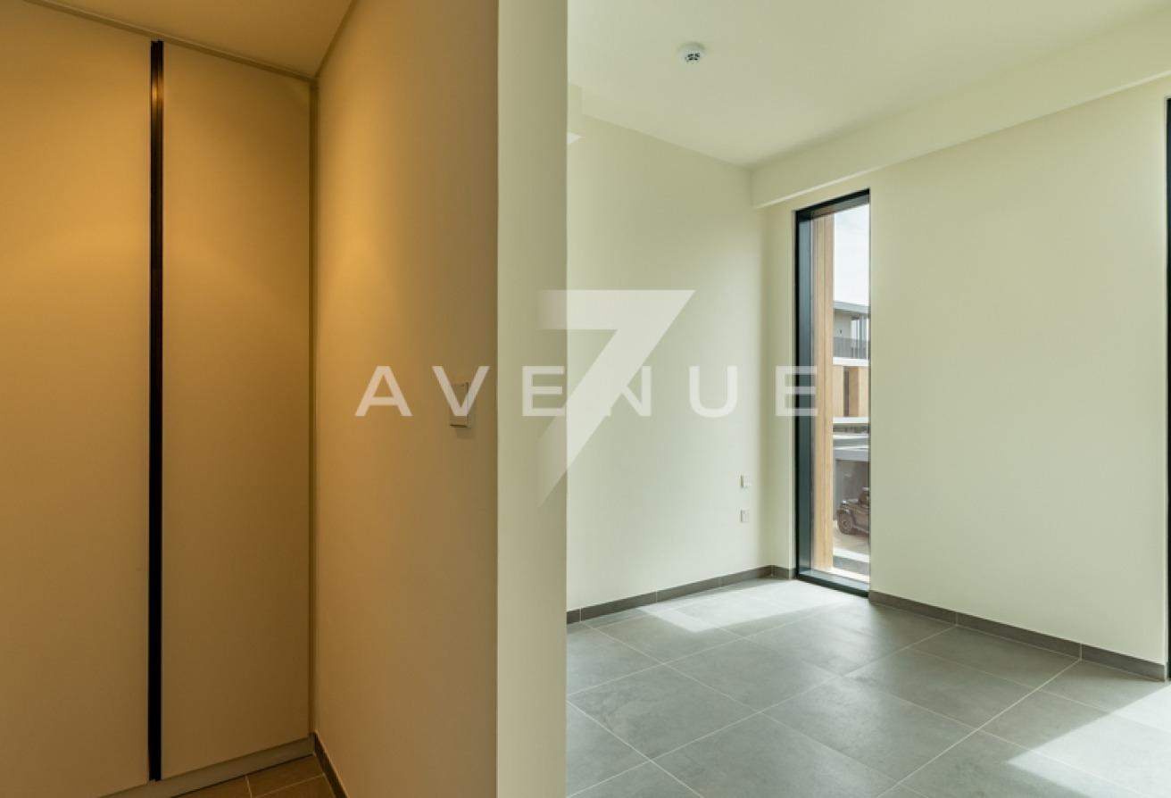 Landscaped | Moonstone I Internal Unit photo 28