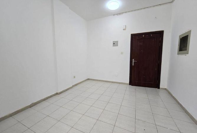 81111728 - Property Image 2