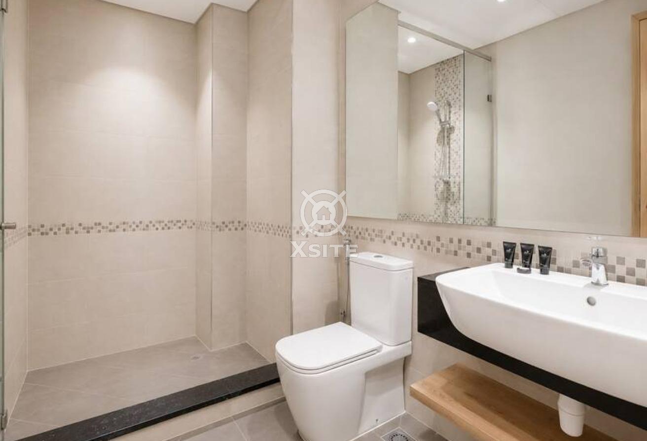Lavish 1 BR | Fully Furnished | Pool View photo 8