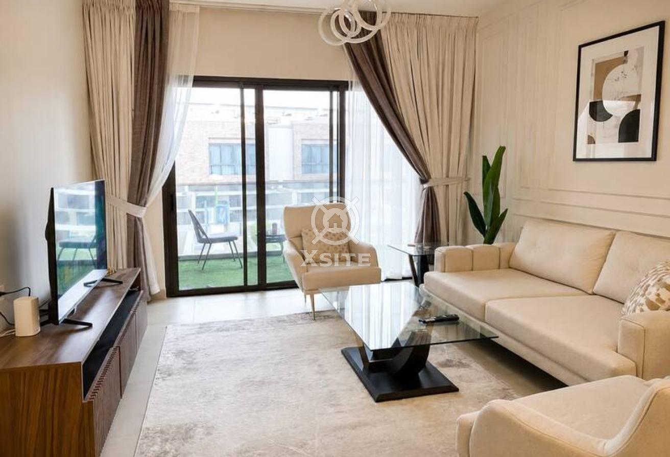 Lavish 1 BR | Fully Furnished | Pool View photo 3