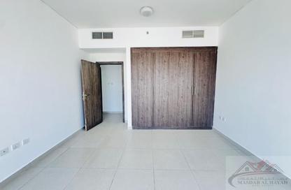 Apartment - 3 Bedrooms - 3 Bathrooms for rent in Muwaileh 3 Building - Muwaileh - Sharjah