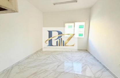 Apartment - Studio - 1 for rent in Muwailih Building - Muwaileh - Sharjah