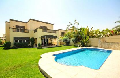 Villa - 4 Bedrooms - 6 Bathrooms for rent in Regional Large - Regional - Jumeirah Park - Dubai