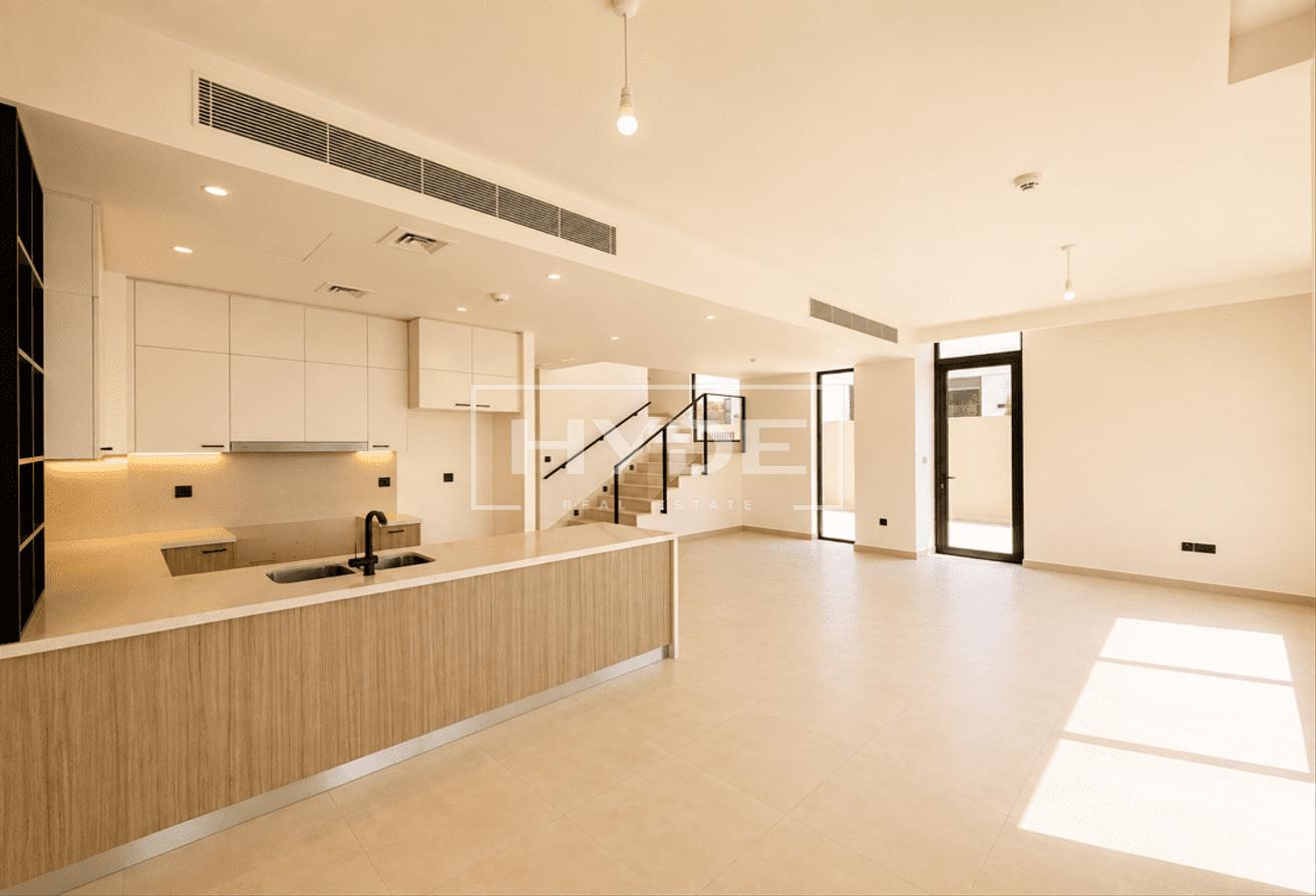 Immaculate Condition | Park View | Vacant photo 5