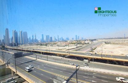 Office Space - Studio - 1 Bathroom for rent in Crystal Tower - Business Bay - Dubai
